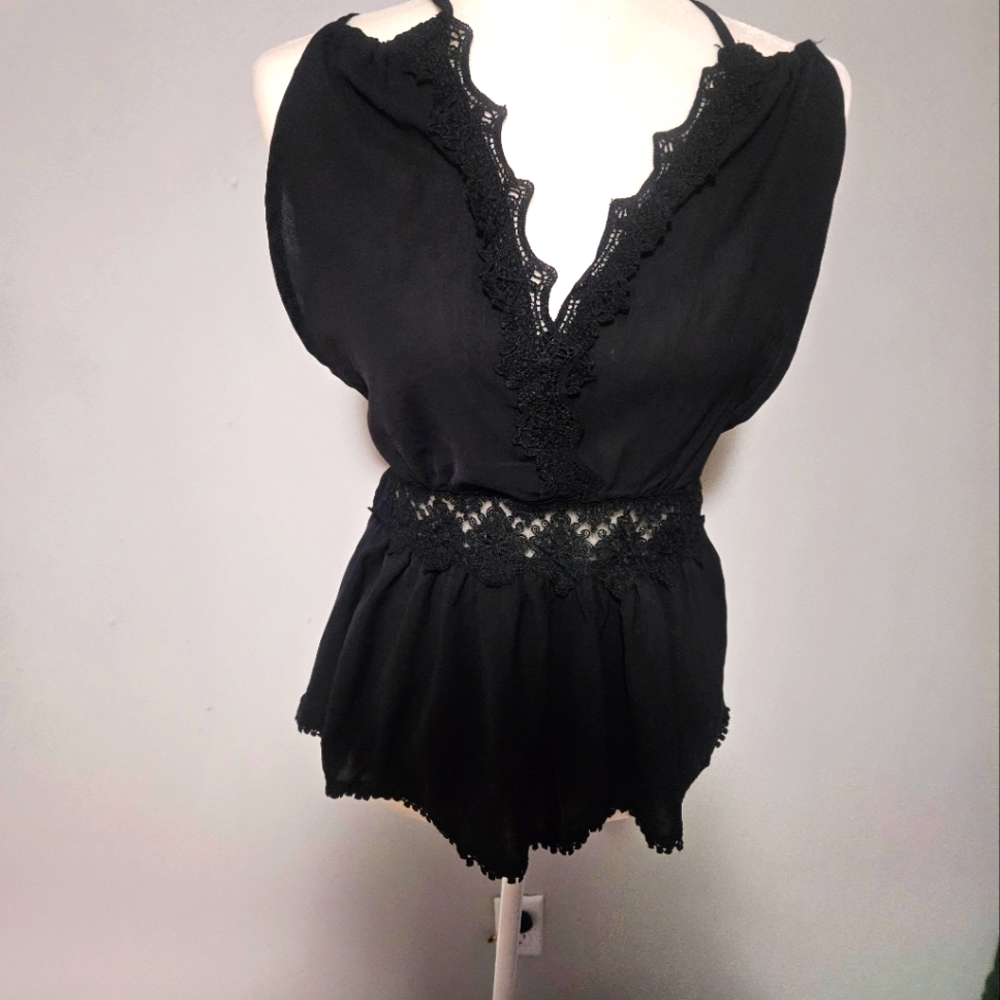 Lace detail Top